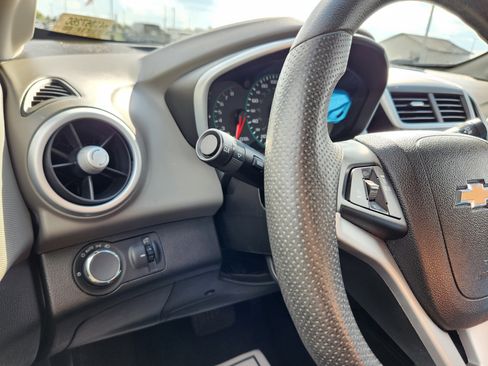 Used 2017 Chevrolet Sonic LT image 22