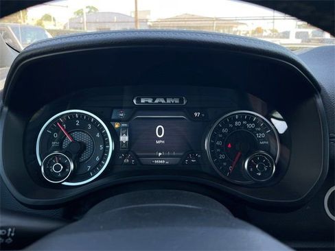 Used 2025 RAM 1500 Laramie image 18