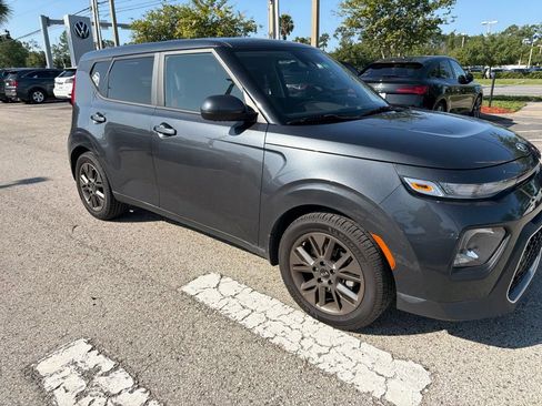 Used 2021 Kia Soul S FWD image 28