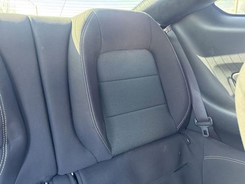 Used 2017 Ford Mustang Coupe image 14