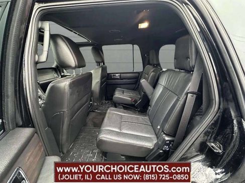 Used 2017 Lincoln Navigator Reserve image 16