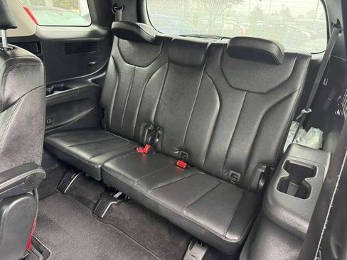 Used 2020 Hyundai Palisade SEL w/ Premium Package image 11