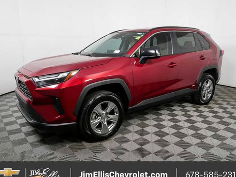 Used 2023 Toyota RAV4 LE AWD/4WD image 25