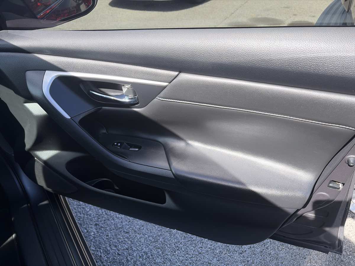 Used 2018 Nissan Altima 2.5 SR w/ SR Midnight Edition FWD image 28