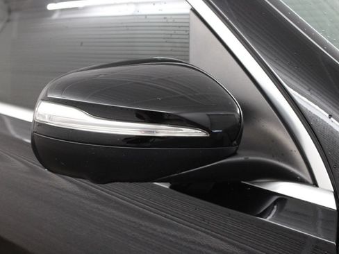 Used 2020 Mercedes-Benz GLE 450 4MATIC image 13