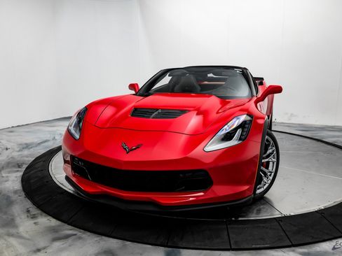 Used 2016 Chevrolet Corvette Z06 w/ 2LZ Preferred Equipment Group image 4