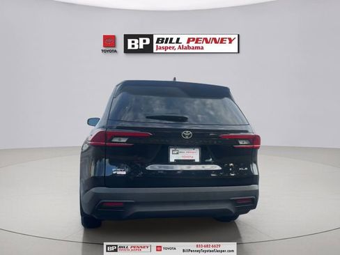 New 2026 Toyota Grand Highlander XLE image 4