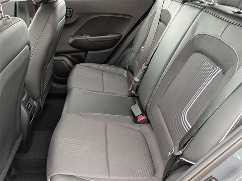 New 2025 Hyundai Venue Limited image 12