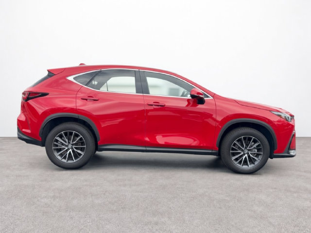Used 2024 Lexus NX 250 FWD w/ Towing Package (2000 Lbs) image 6