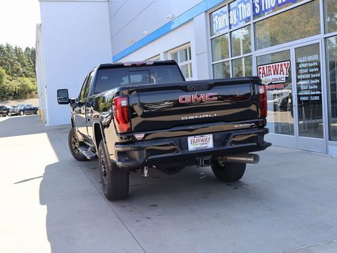 New 2026 GMC Sierra 3500 Denali w/ Denali Reserve Package image 50