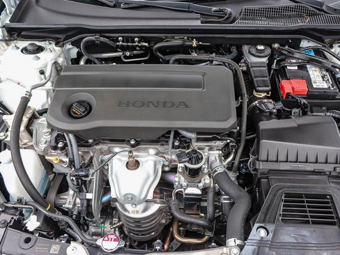 Certified 2025 Honda Civic Sport image 31