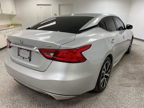 Used 2018 Nissan Maxima 3.5 SV image 5