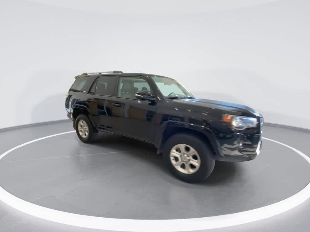 Used 2024 Toyota 4Runner SR5 Premium w/ Moonroof Package AWD/4WD image 2