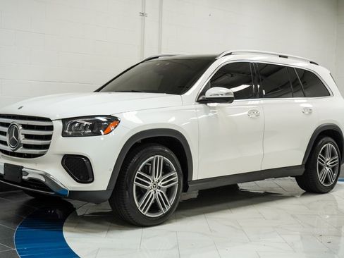 Used 2024 Mercedes-Benz GLS 450 GLS 450 image 4