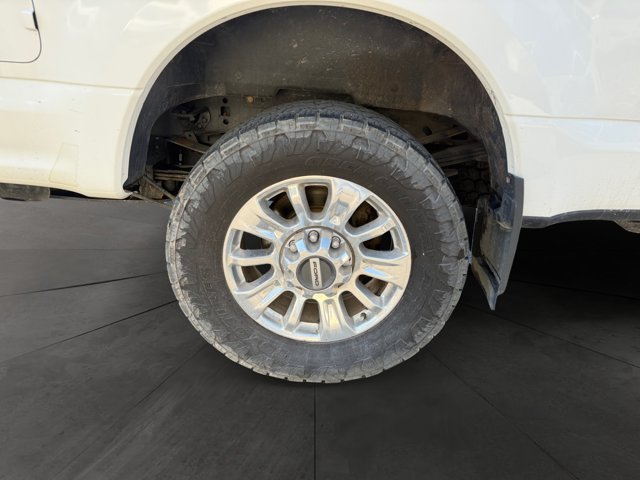 Used 2022 Ford F350 Limited AWD/4WD image 9