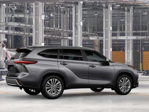 New 2026 Toyota Highlander Platinum image 11
