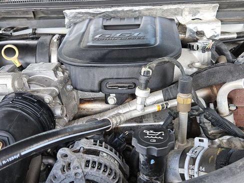 Used 2016 GMC Sierra 2500 Denali w/ Duramax Plus Package AWD/4WD image 20
