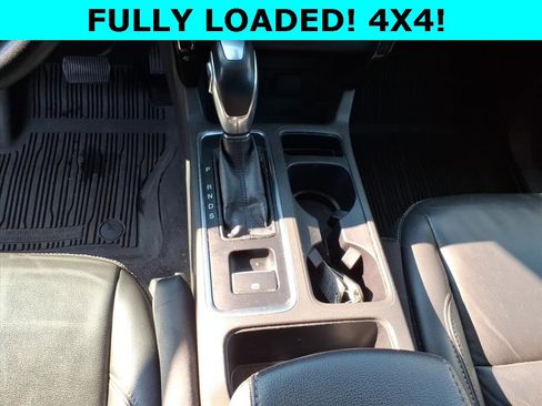 Used 2018 Ford Escape Titanium image 16