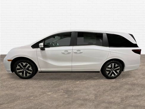New 2026 Honda Odyssey EX-L image 3
