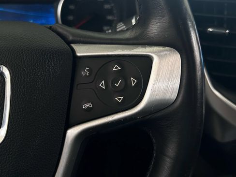 Used 2019 GMC Acadia SLT AWD/4WD image 10