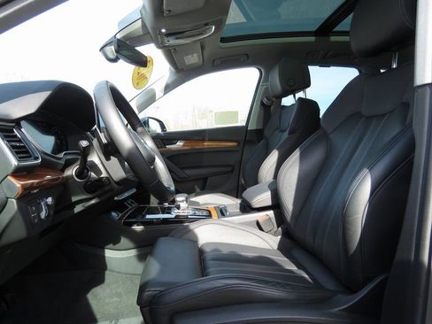 Used 2022 Audi Q5 2.0T Prestige image 10