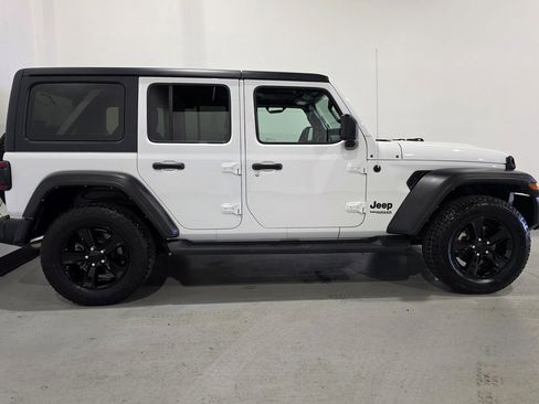 Used 2021 Jeep Wrangler Unlimited Sport image 18