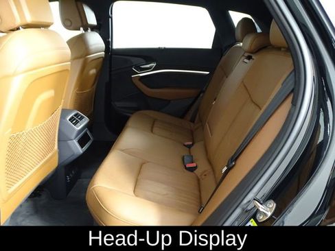 Used 2019 Audi e-tron Prestige w/ Prestige Package image 13