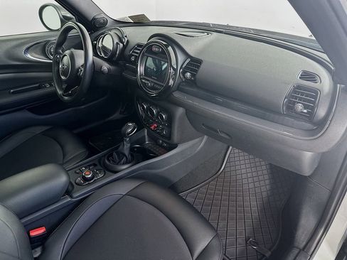 Used 2019 MINI Cooper Clubman ALL4 AWD/4WD image 32