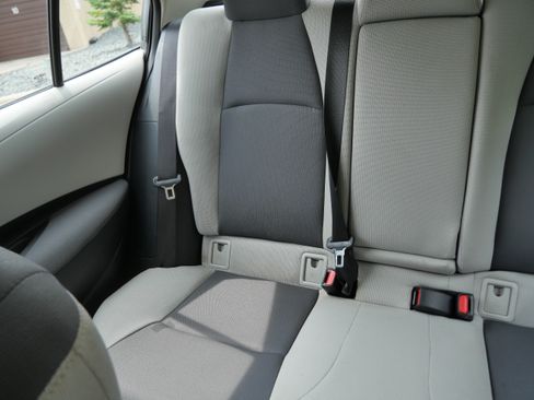 Used 2024 Toyota Corolla LE FWD image 13