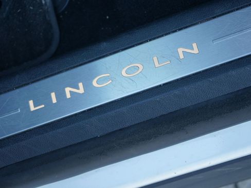 Used 2020 Lincoln Aviator Reserve w/ Equipment Group 202A image 20