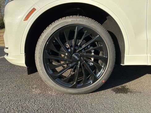 New 2026 Lincoln Aviator Reserve image 21