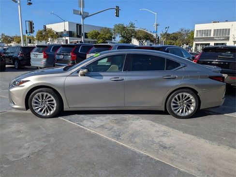 Used 2021 Lexus ES 350 Luxury w/ Accessory Package 2 image 6