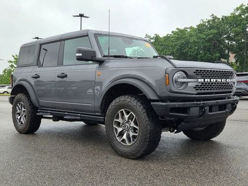 Used 2024 Ford Bronco Badlands AWD/4WD image 6