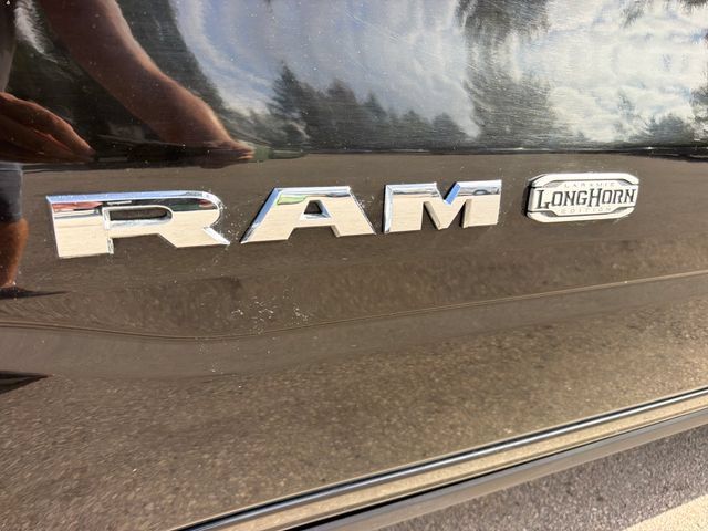 Used 2019 RAM 1500 Limited AWD/4WD image 9
