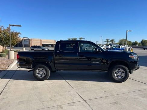 Used 2023 Toyota Tacoma SR image 3