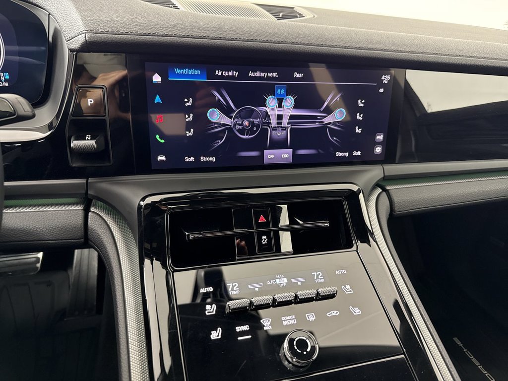 Certified 2026 Porsche Panamera 4 AWD/4WD image 31
