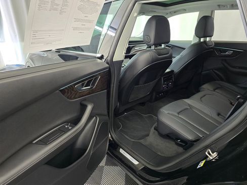 Used 2023 Audi Q8 Prestige image 30