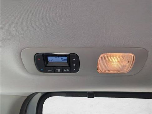 Used 2020 Honda Odyssey Elite image 25