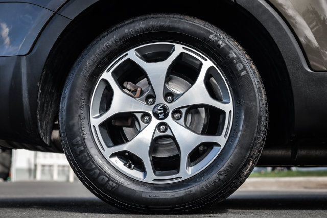 Used 2020 Kia Telluride EX AWD/4WD image 14