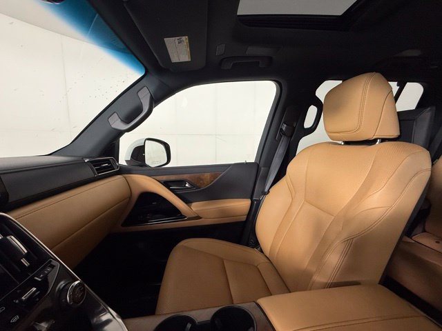 Used 2023 Lexus LX 600 4WD w/ Accessory Package (Z1) image 19