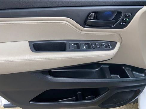 Used 2023 Honda Odyssey EX-L image 32