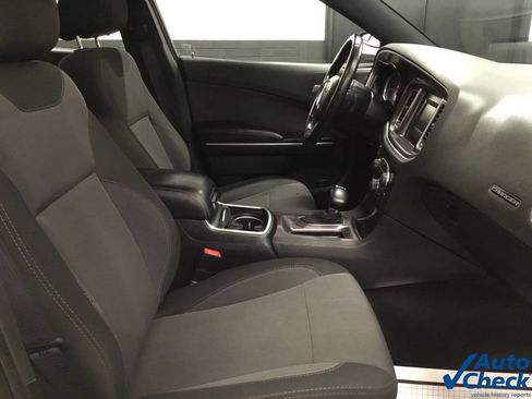 Used 2015 Dodge Charger SE w/ Power Sunroof Group AWD/4WD image 33