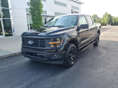 Used 2025 Ford F150 STX w/ Equipment Group 201A FX4 AWD/4WD image 2