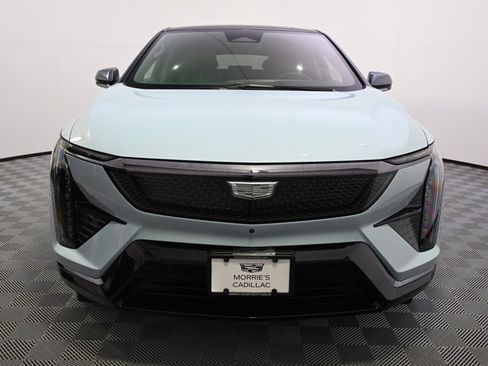 New 2025 Cadillac Optiq Sport 2 w/ LPO, ONYX Package image 10