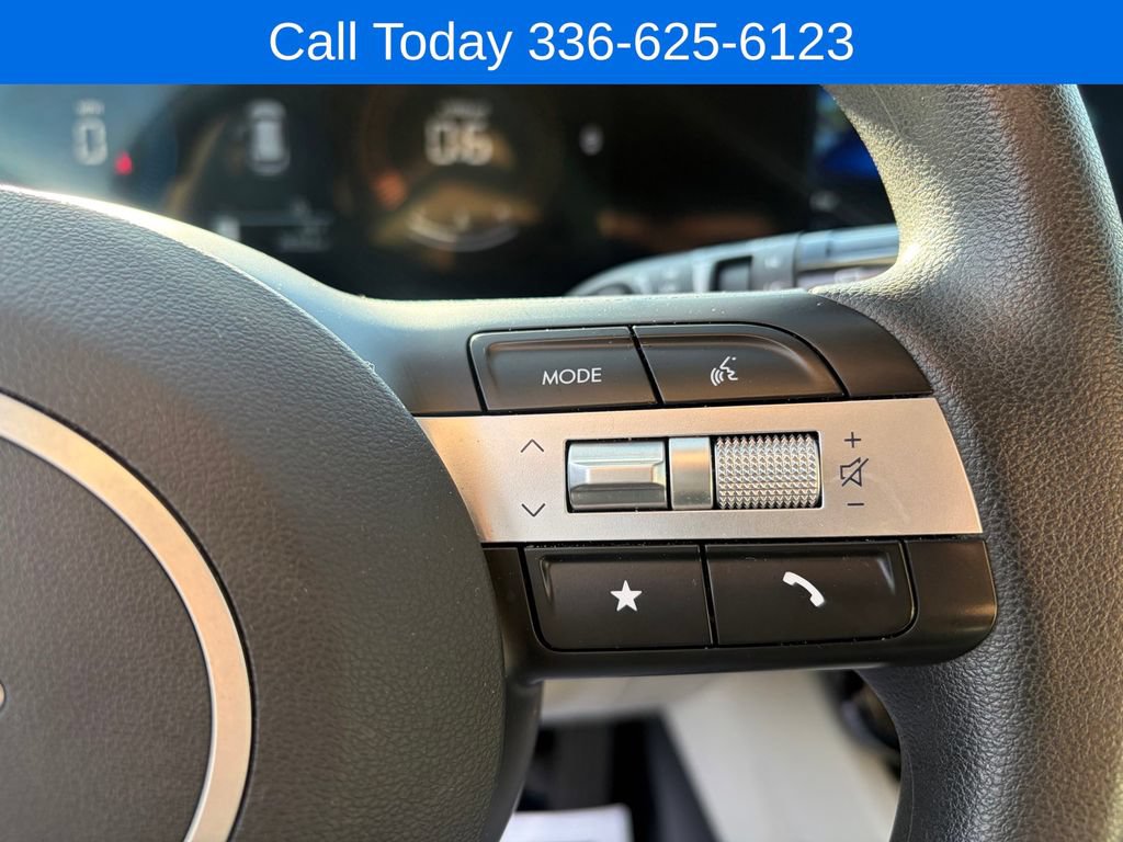 Used 2025 Hyundai Tucson SEL FWD image 15