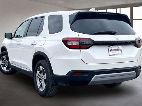 New 2025 Honda Pilot EX-L image 3