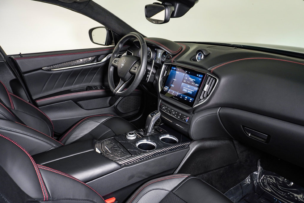 Certified 2023 Maserati Ghibli Modena Q4 AWD/4WD image 14