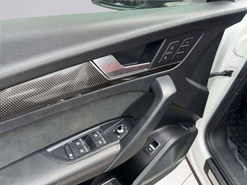 Used 2018 Audi SQ5 Prestige w/ Prestige Package AWD/4WD image 20