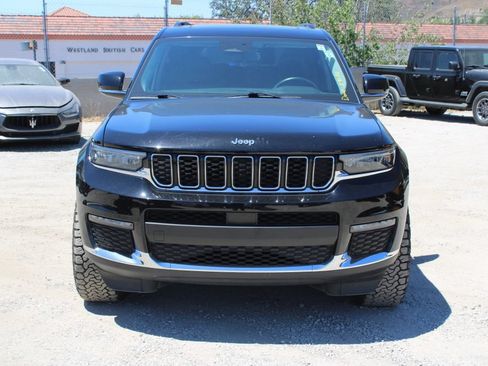 Used 2022 Jeep Grand Cherokee L Limited AWD/4WD image 2