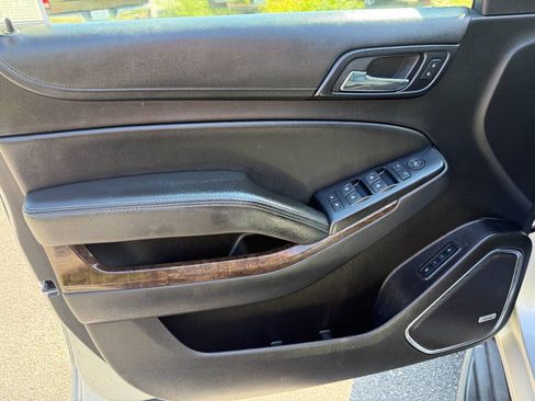 Used 2015 Chevrolet Tahoe LT RWD image 39